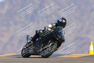 media/Oct-01-2023-SoCal Trackdays (Sun) [[4c570cc352]]/Turn 9 Set 1 (950am)/